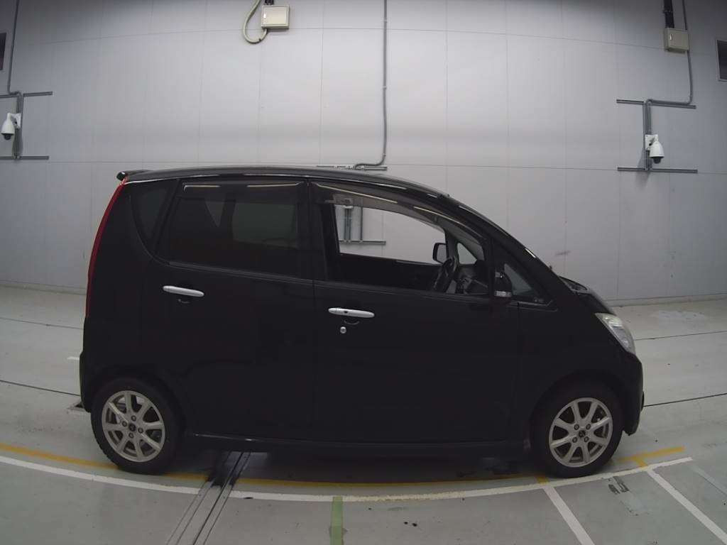 2009 Daihatsu Move L175S[2]