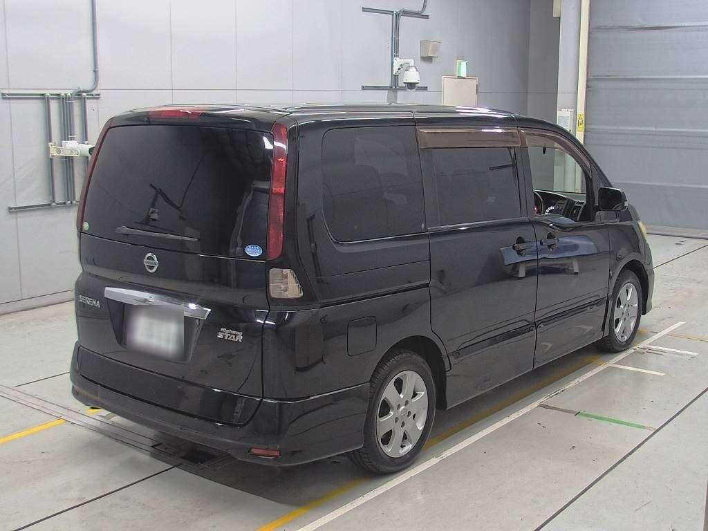 2010 Nissan Serena CC25[1]