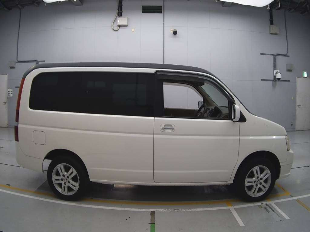 2002 Honda Step WGN RF4[2]