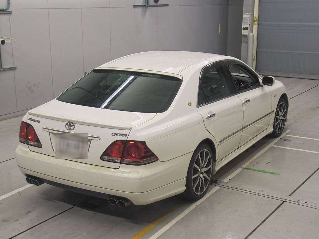 2006 Toyota Crown GRS180[1]