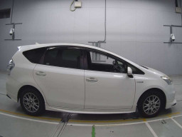 2014 Toyota Prius alpha