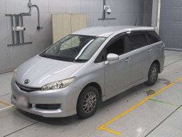 2013 Toyota Wish