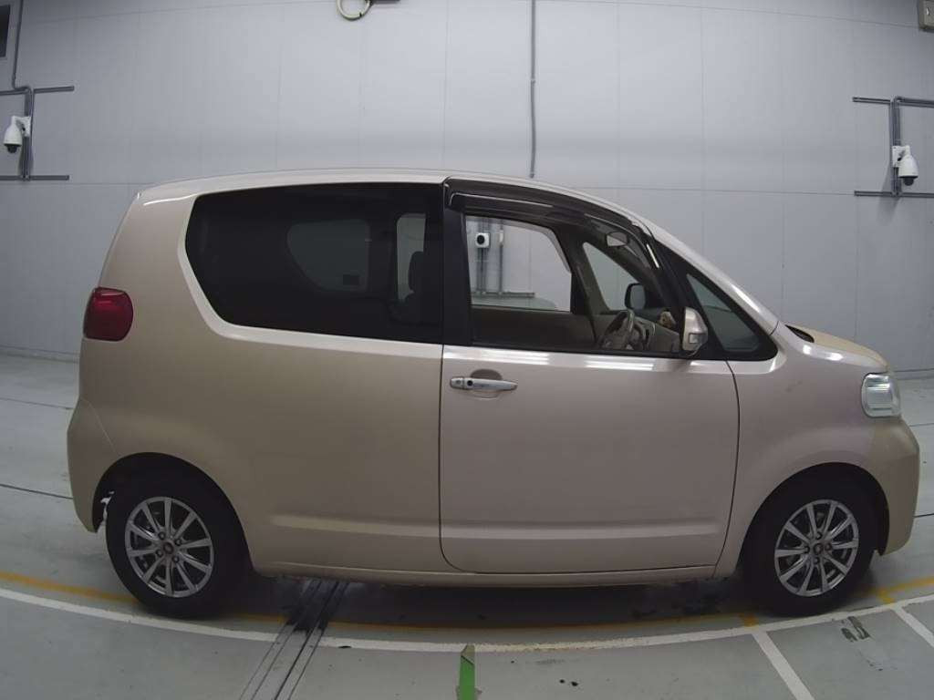 2008 Toyota Porte NNP11[2]