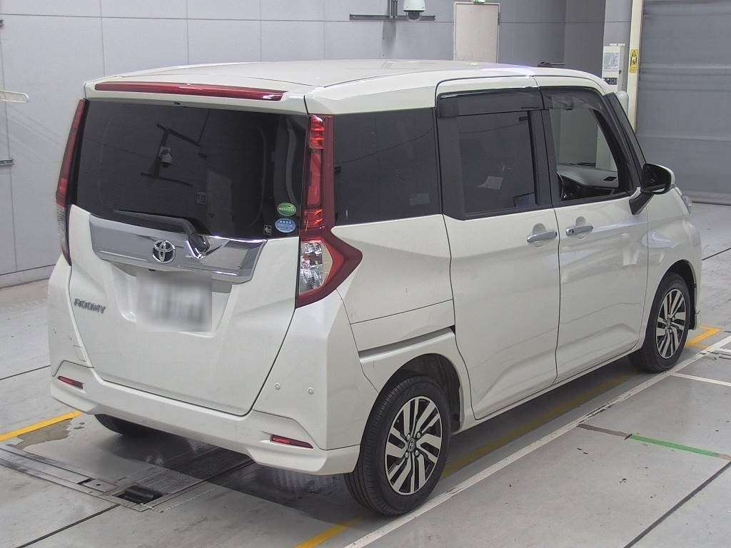 2019 Toyota Roomy M900A[1]