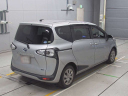 2016 Toyota Sienta