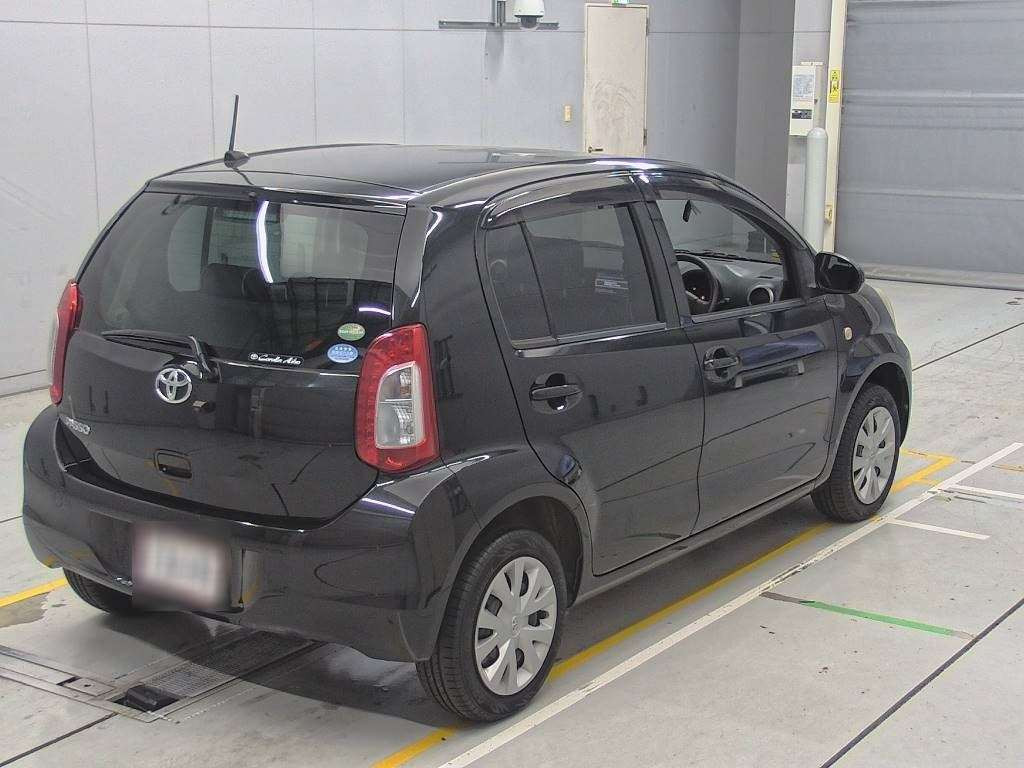 2015 Toyota Passo KGC30[1]