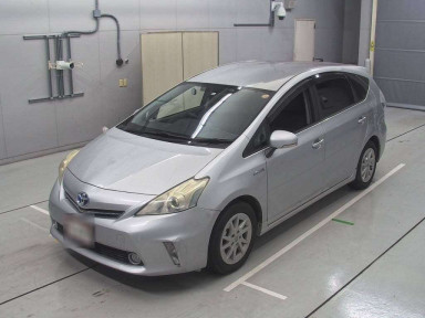 2012 Toyota Prius alpha