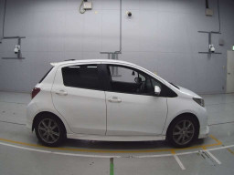 2012 Toyota Vitz