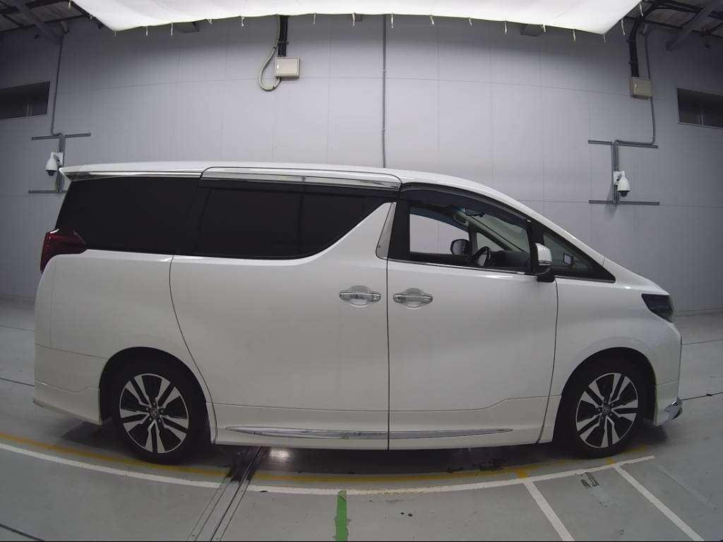 2021 Toyota Alphard AGH30W[2]