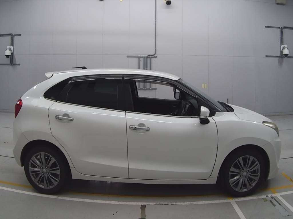 2016 Suzuki Baleno WB42S[2]