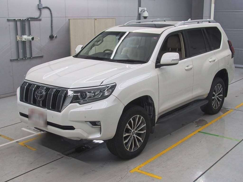 2018 Toyota Land Cruiser Prado TRJ150W[0]