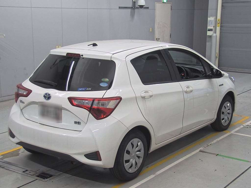 2019 Toyota Vitz NHP130[1]