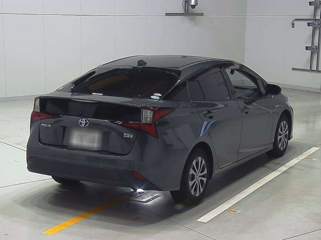 2019 Toyota Prius ZVW51[1]