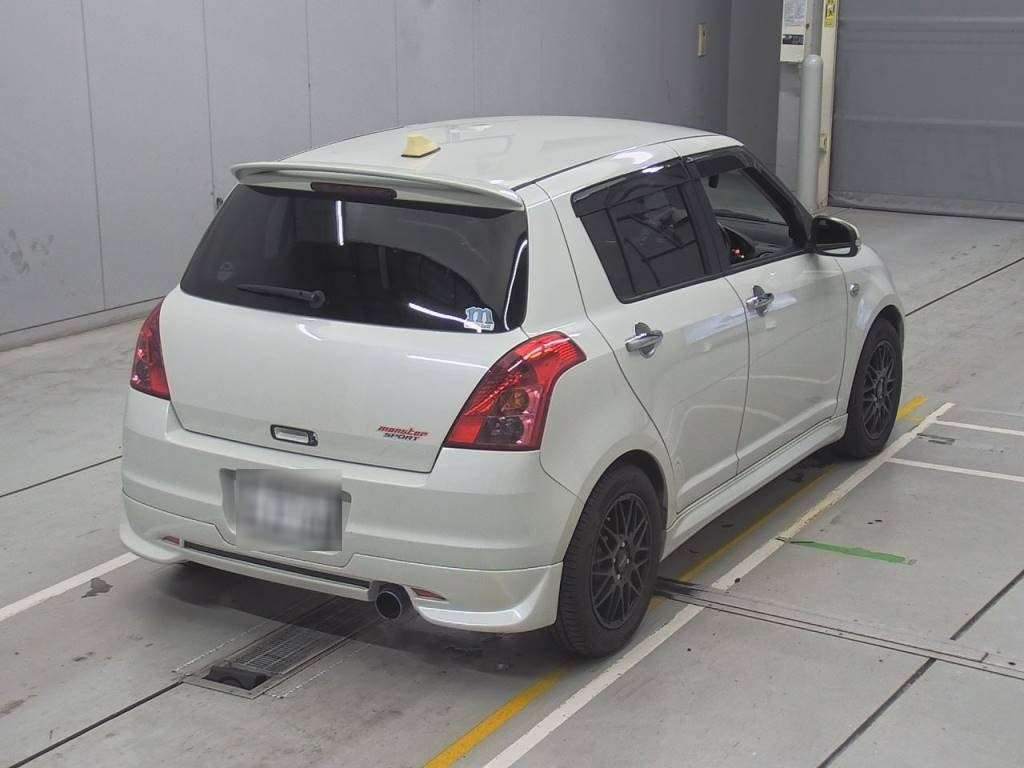 2009 Suzuki Swift ZC71S[1]