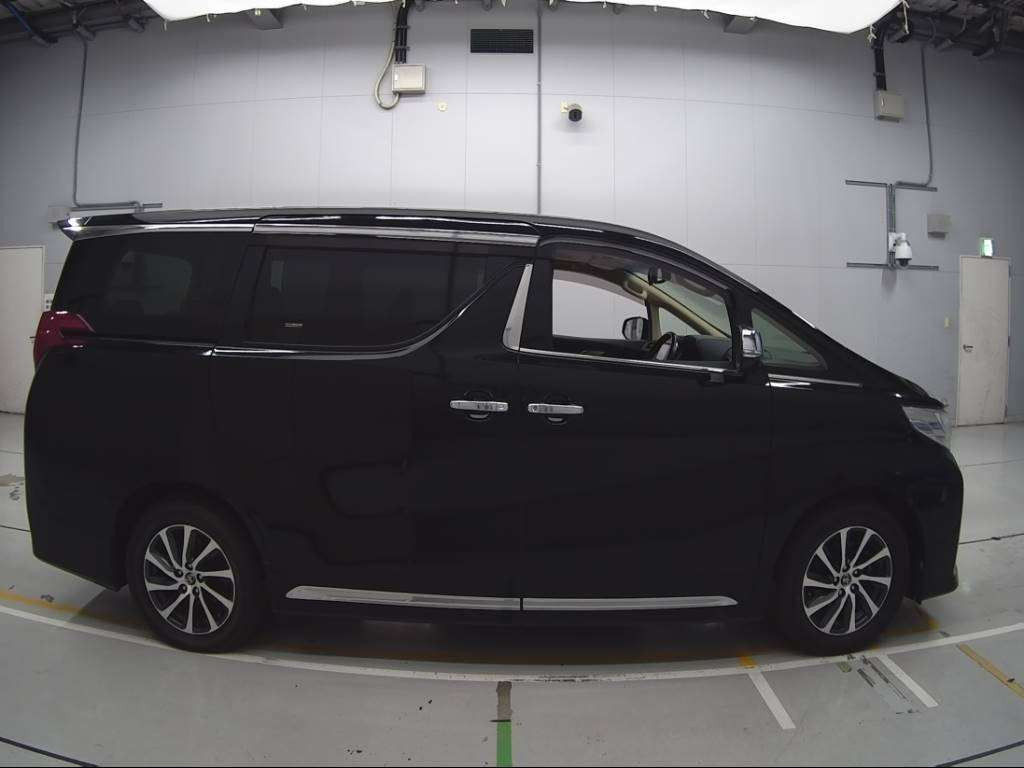 2015 Toyota Alphard AGH30W[2]