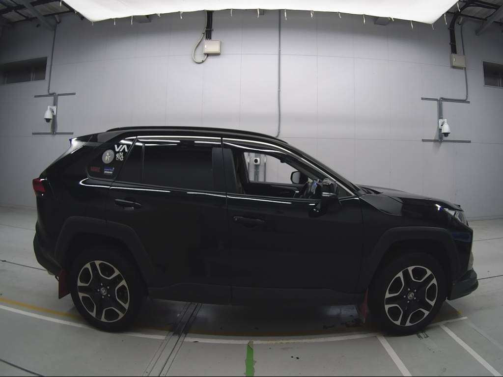 2019 Toyota RAV4 MXAA54[2]