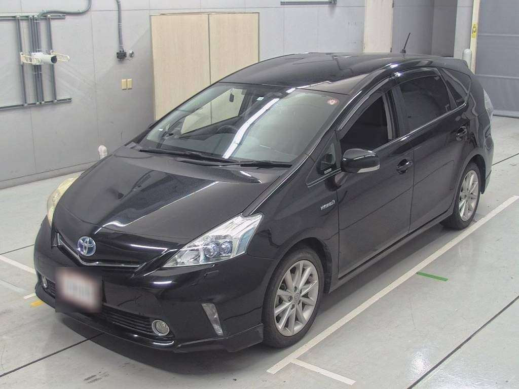 2012 Toyota Prius alpha ZVW41W[0]