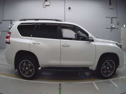 2015 Toyota Land Cruiser Prado