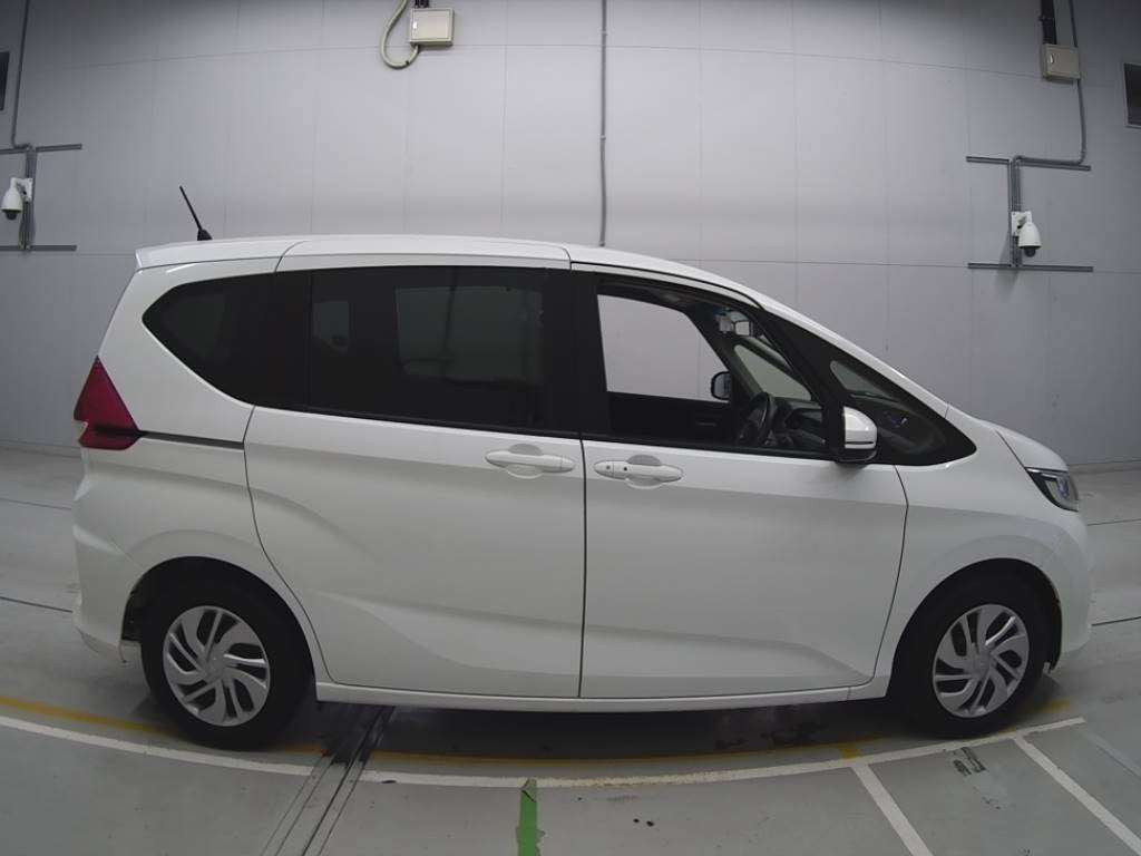 2019 Honda Freed Plus GB5[2]