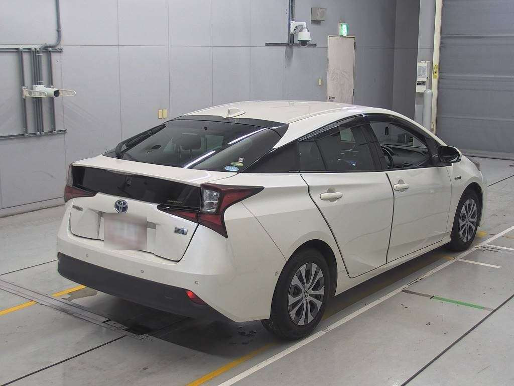 2019 Toyota Prius ZVW51[1]