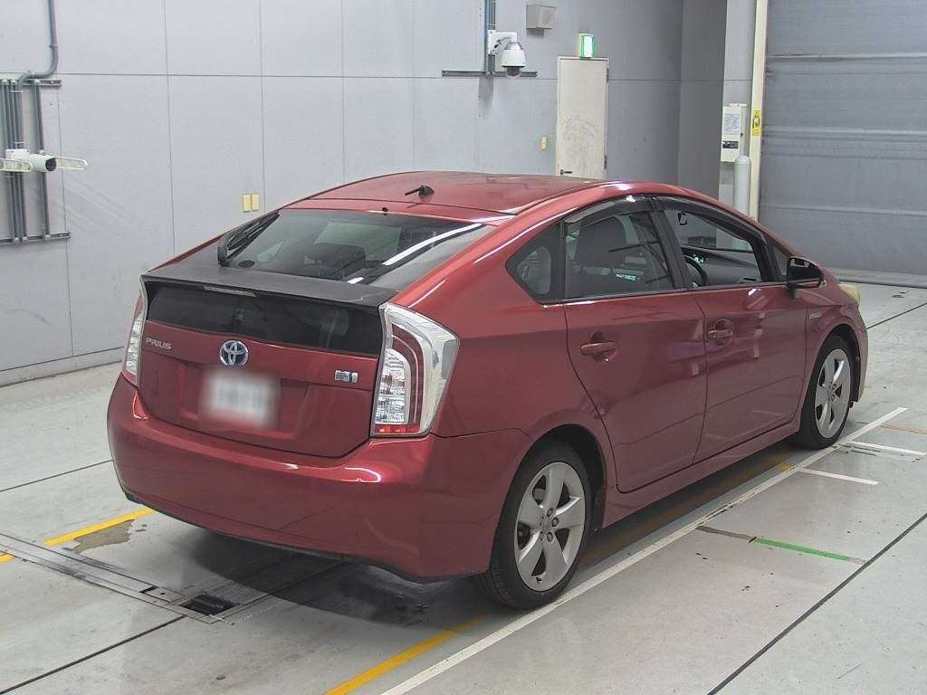 2012 Toyota Prius ZVW30[1]