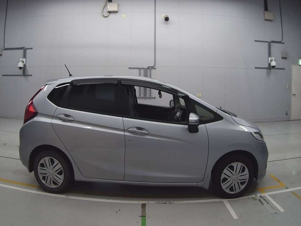 2017 Honda Fit GK3[2]