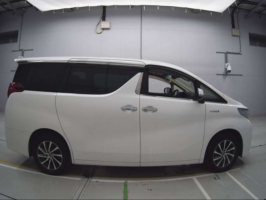 2015 Toyota Alphard Hybrid AYH30W[2]