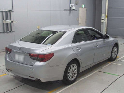 2015 Toyota Mark X