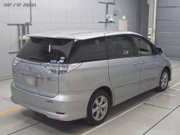 2011 Toyota Estima Hybrid