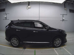 2015 Toyota Harrier