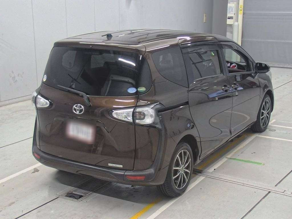 2015 Toyota Sienta NSP170G[1]