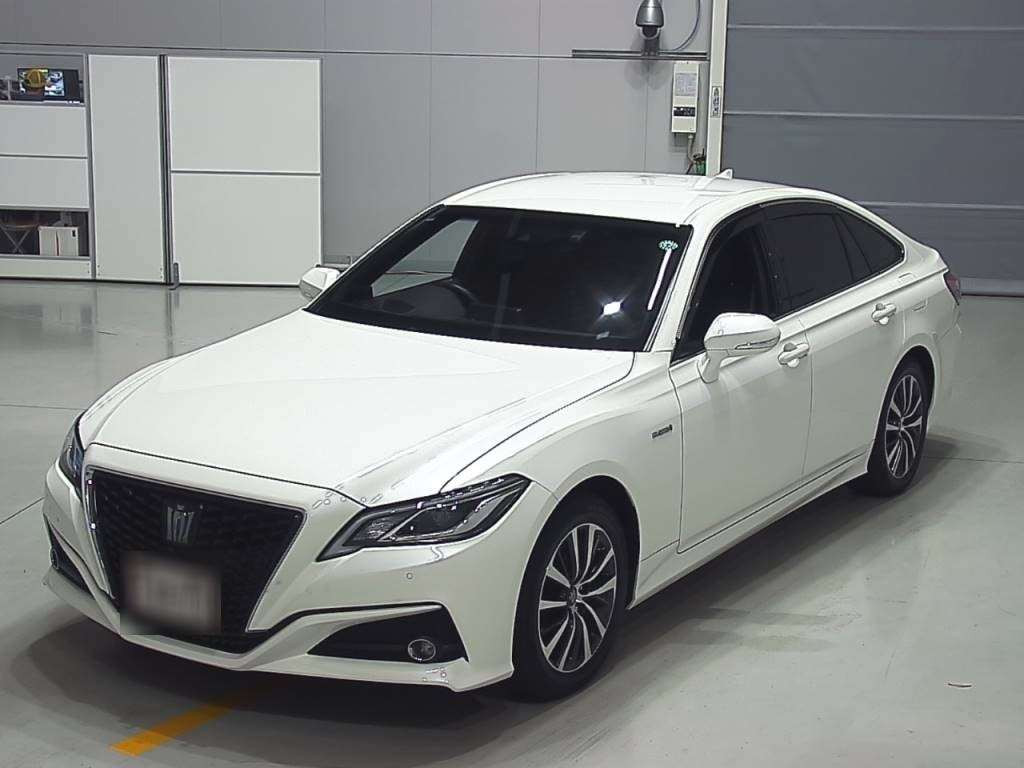 2019 Toyota Crown Hybrid AZSH20[0]