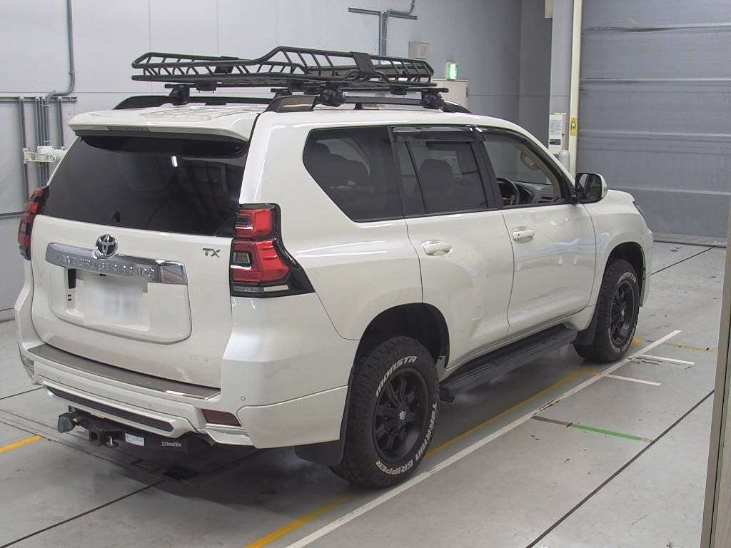 2019 Toyota Land Cruiser Prado TRJ150W[1]