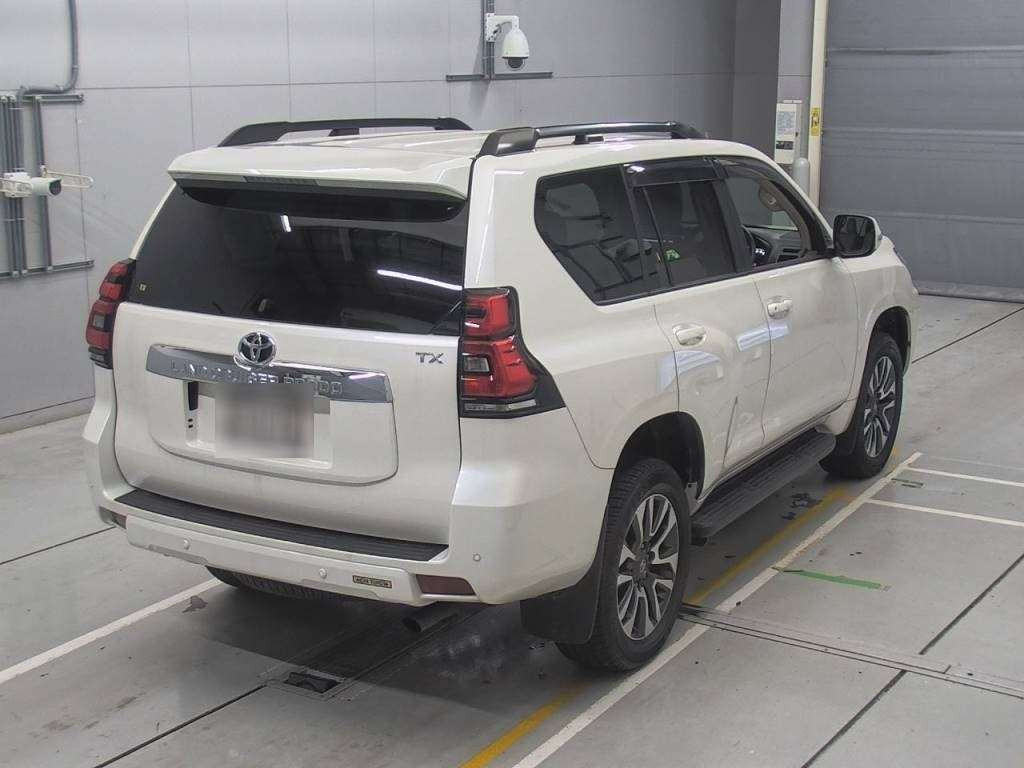 2021 Toyota Land Cruiser Prado TRJ150W[1]