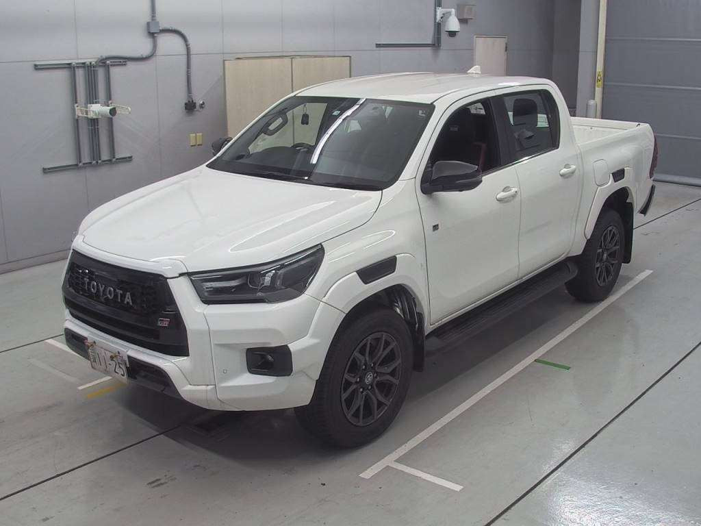 2023 Toyota Hilux GUN125[0]