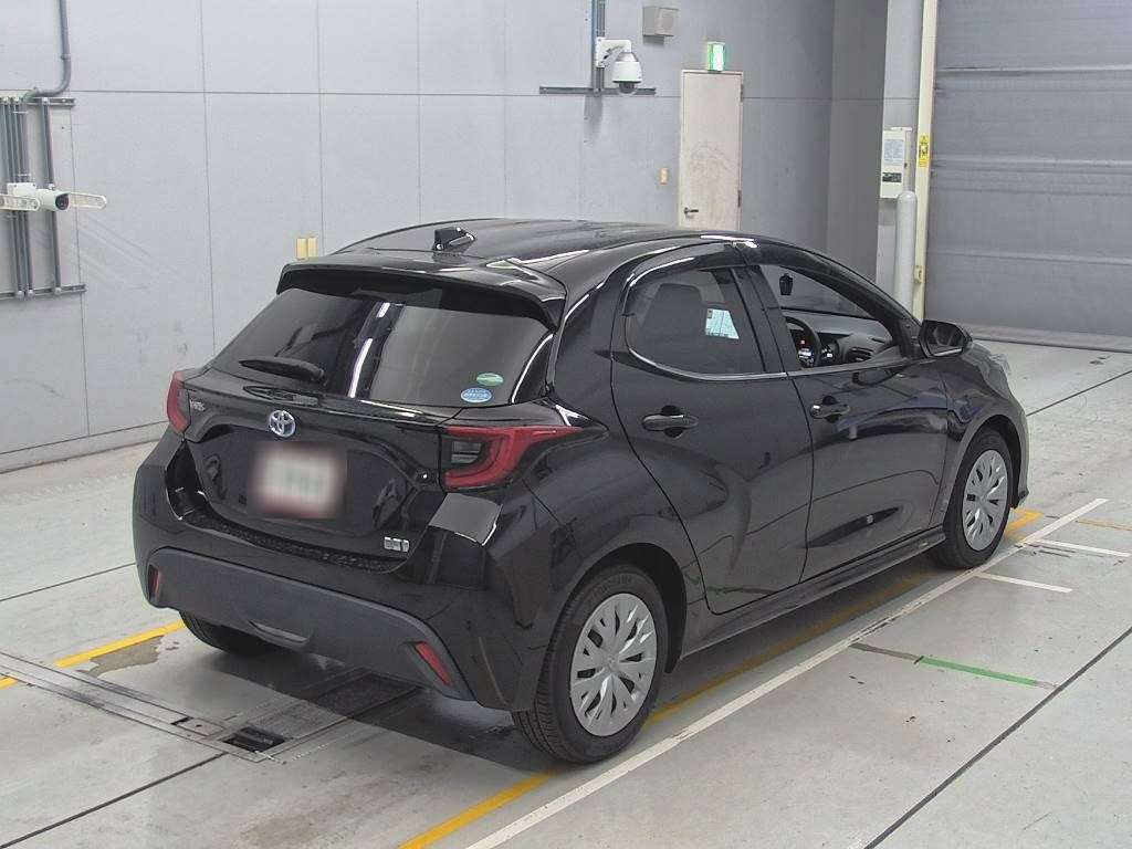 2021 Toyota YARIS MXPH10[1]