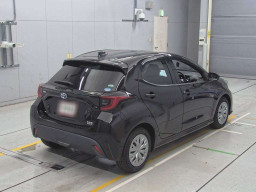 2021 Toyota YARIS