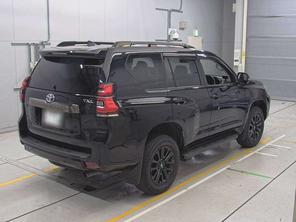 2021 Toyota Land Cruiser Prado TRJ150W[1]