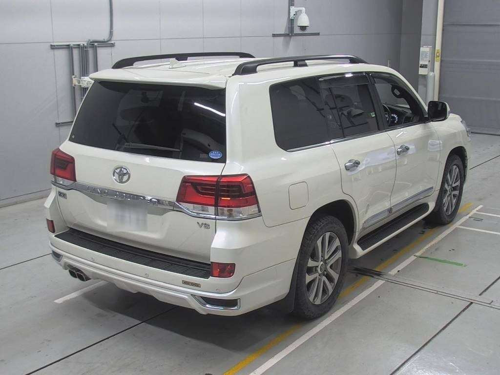 2017 Toyota Land Cruiser URJ202W[1]