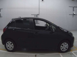 2015 Toyota Vitz