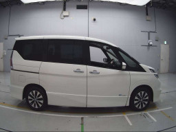 2017 Nissan Serena