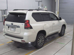 2018 Toyota Land Cruiser Prado