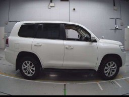 2016 Toyota Land Cruiser