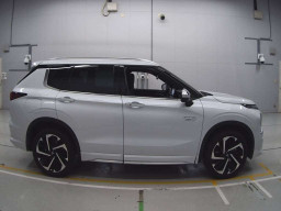 2022 Mitsubishi Outlander PHEV