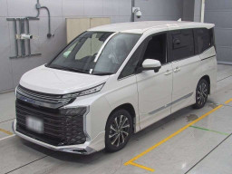 2024 Toyota Voxy