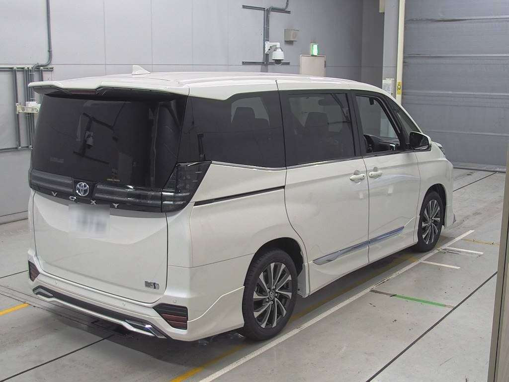 2024 Toyota Voxy ZWR90W[1]