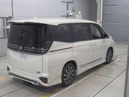 2024 Toyota Voxy