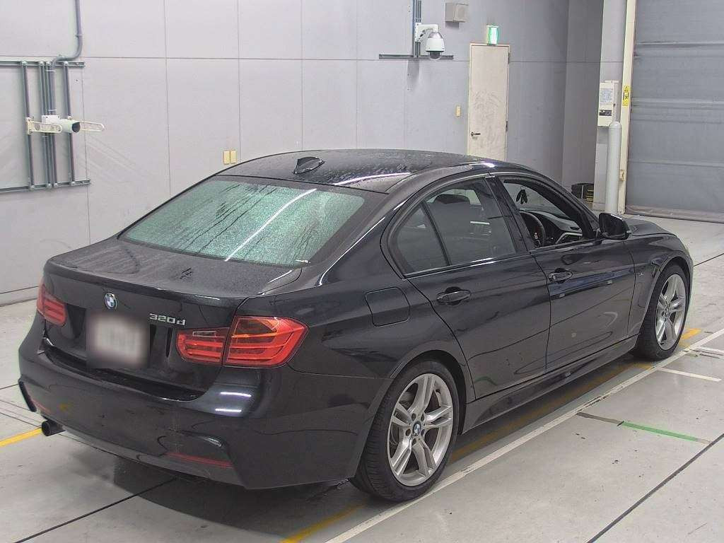 2013 BMW 3 Series 3D20[1]