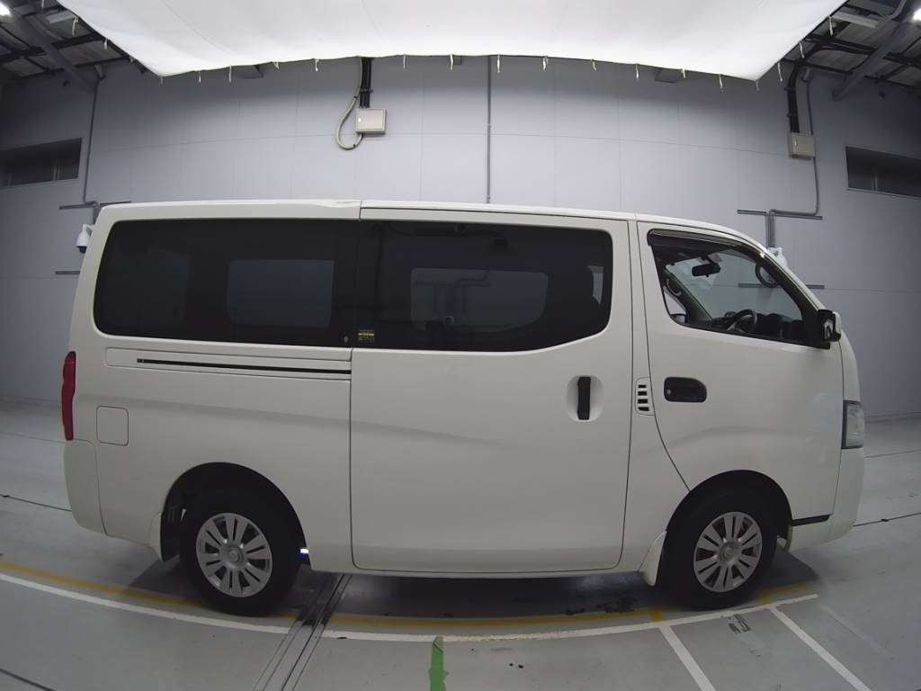 2015 Nissan NV350 CARAVAN VAN VW2E26[2]