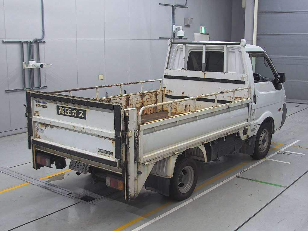 2012 Mazda Bongo Truck SKP2L[1]